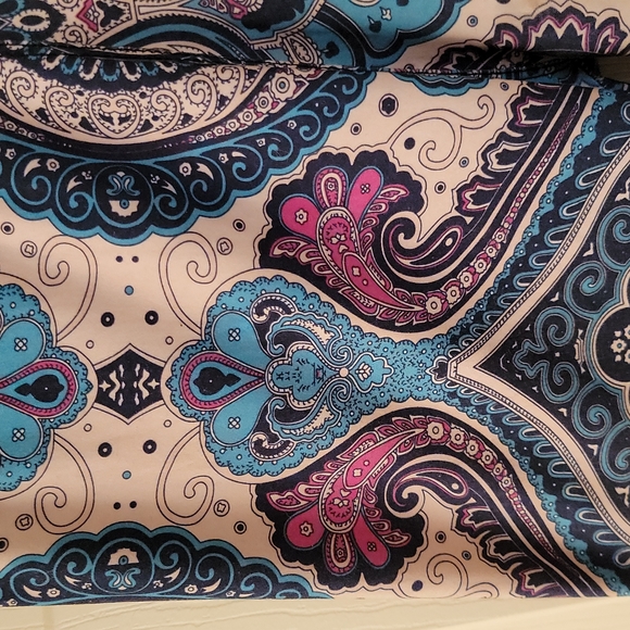 Paisley Leggings - Picture 3 of 5